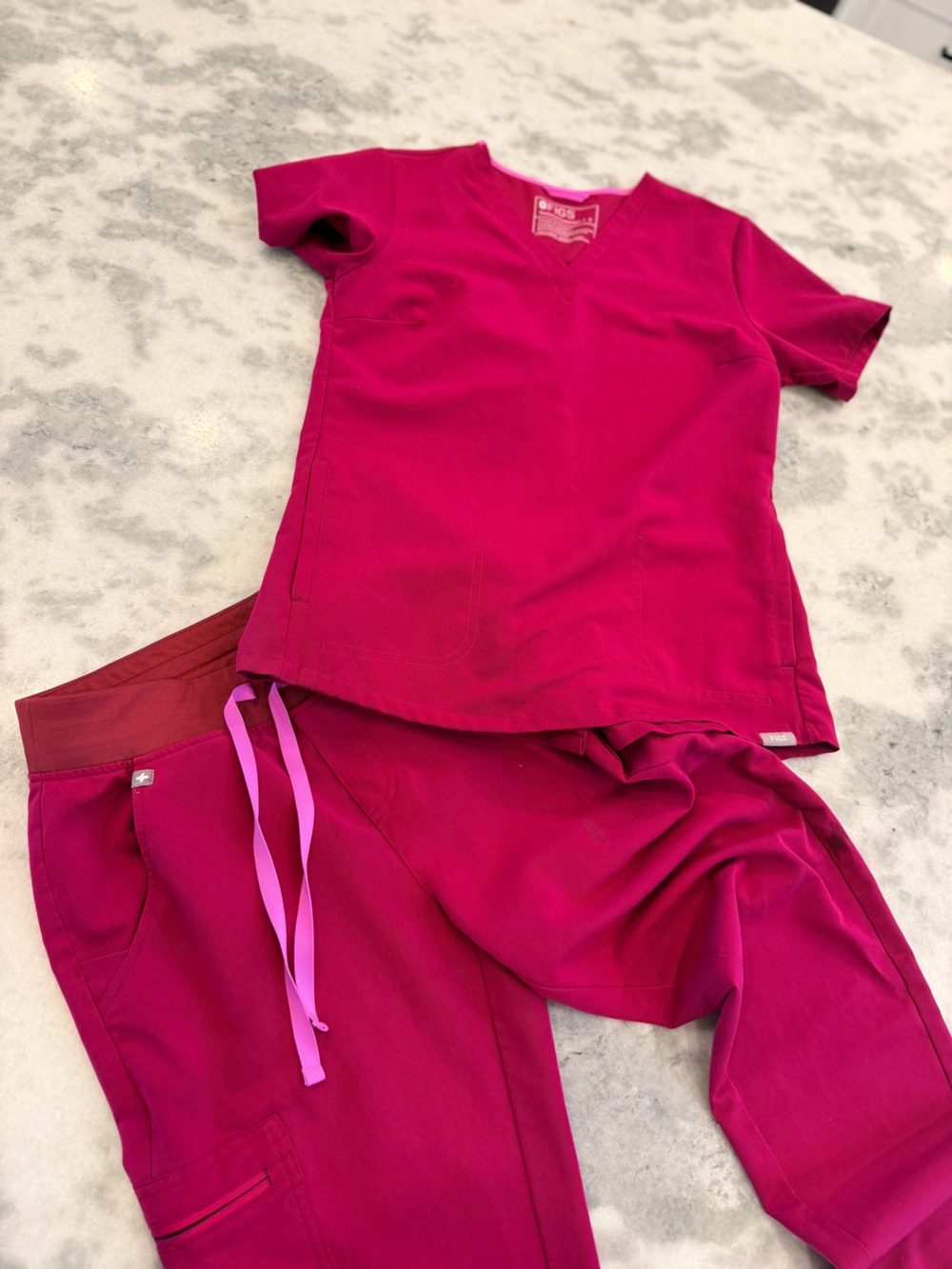 Figs Women's Scrub Set in Magenta (Top & Pants)